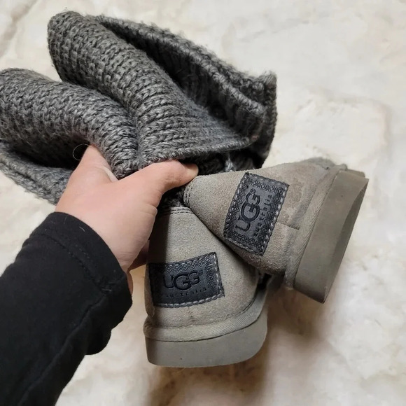 UGG Classic Cardy Knit Boots Womens Size 7 Gray - Picture 7 of 9